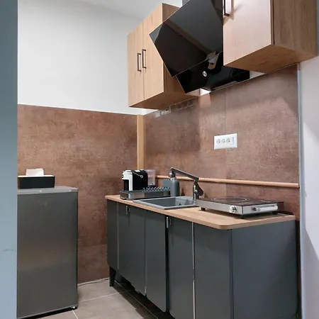 Crnjanski Zatvoreni Bazen * Jagodina