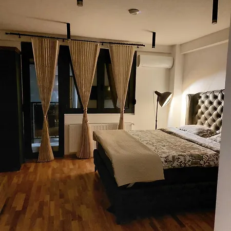 Crnjanski Zatvoreni Bazen * Jagodina